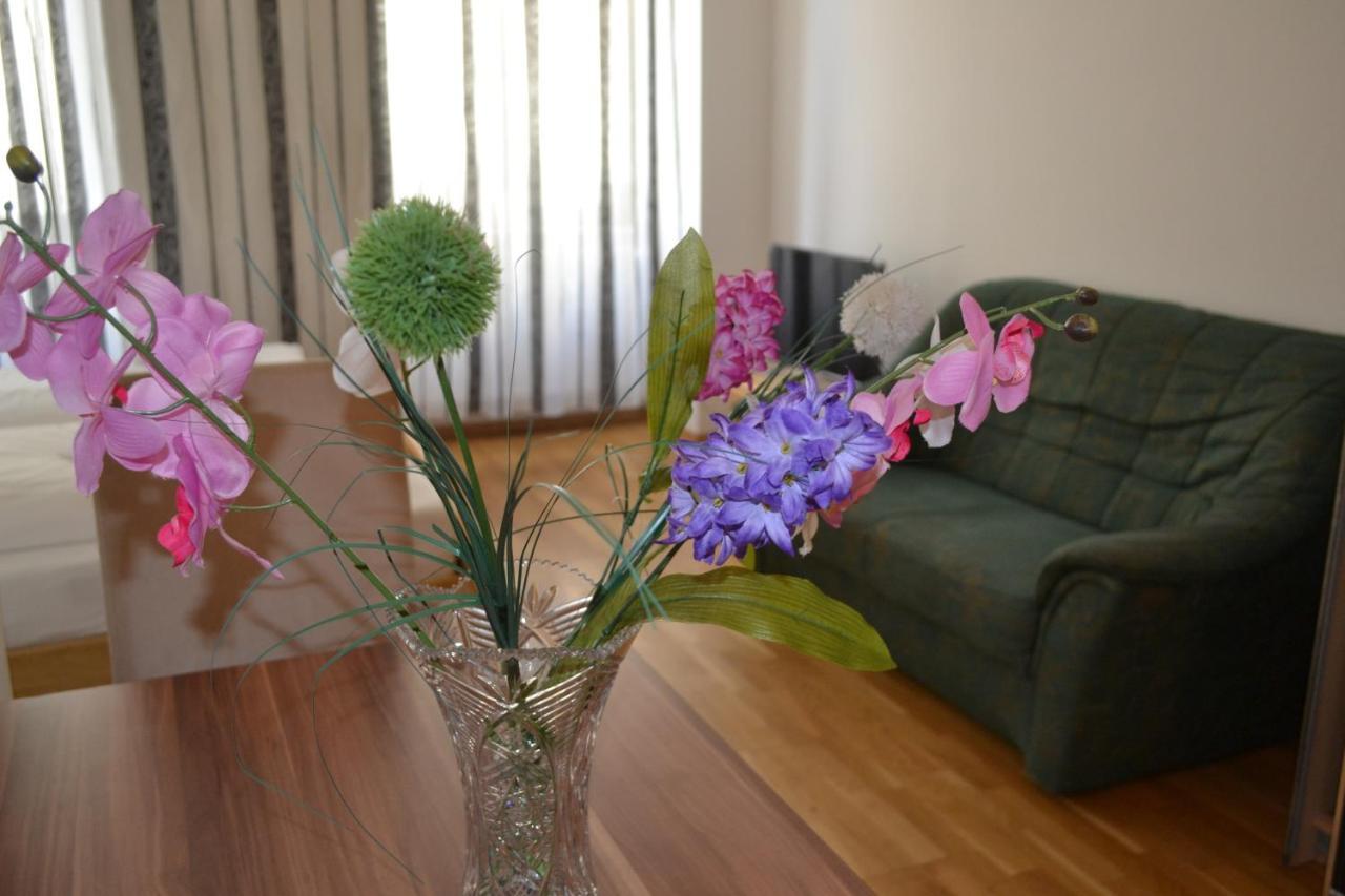 Goldfisch Apartment Taborstrasse Vienna Esterno foto